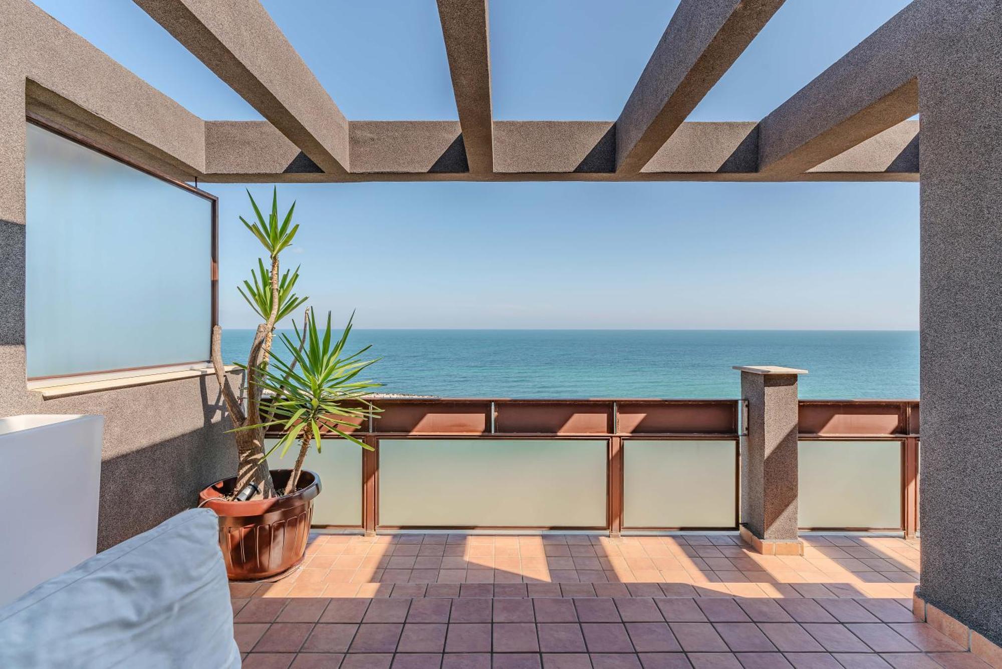 Loft Corso Trieste Terrazza Sul Mare * Bari