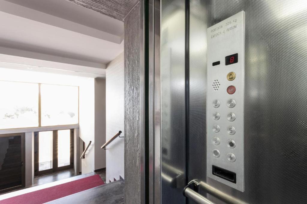 Appartamento Loft Corso Trieste Terrazza Sul Mare *