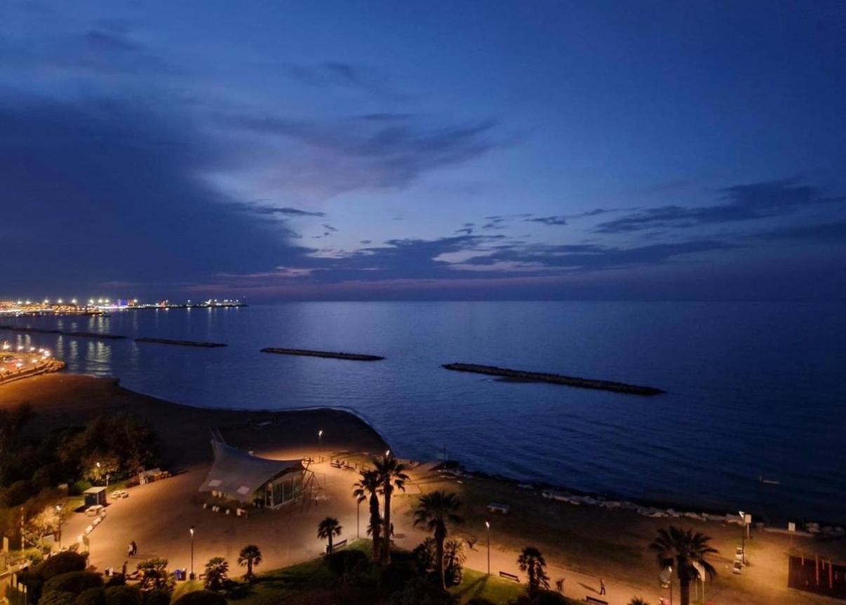 Appartamento Loft Corso Trieste Terrazza Sul Mare Bari